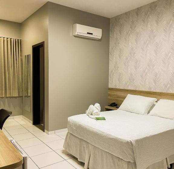 غرفة ديلوكس, Mandino