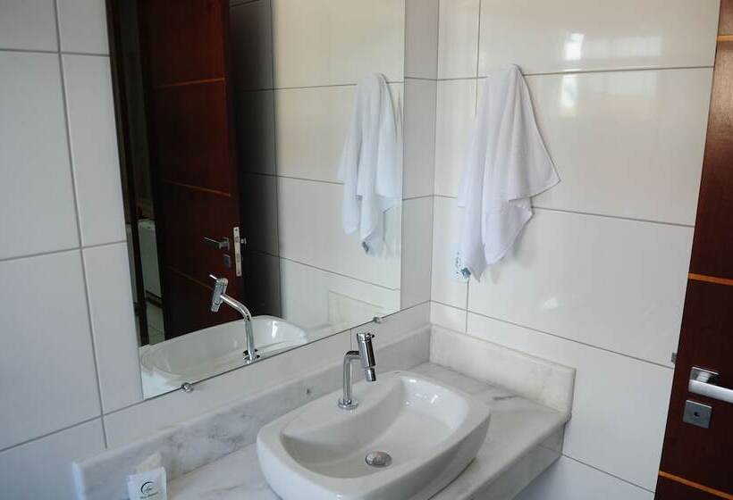 غرفة ديلوكس, Mandino