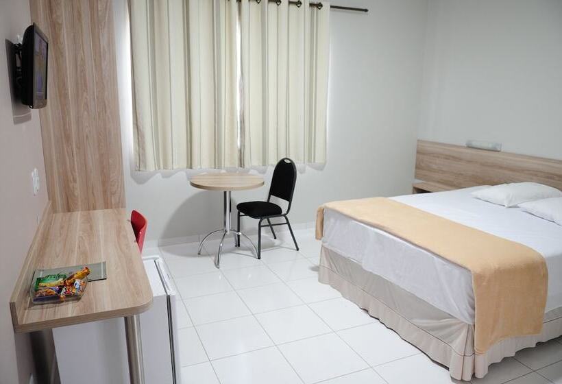 غرفة ديلوكس, Mandino