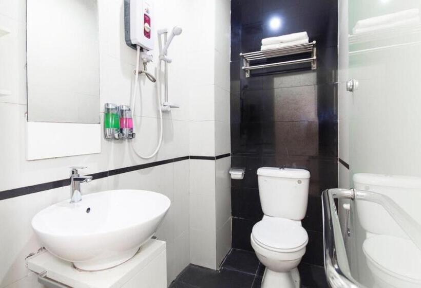 Номер Deluxe, OYO 331 i Boutique