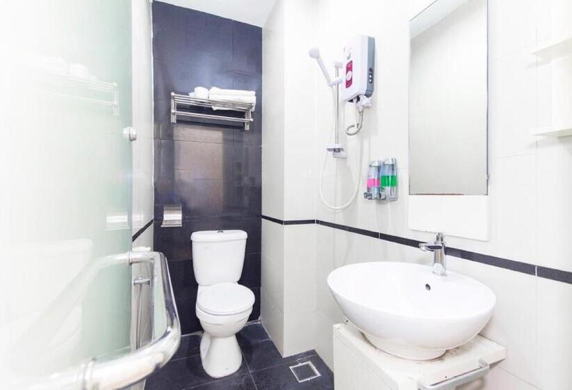 Номер Deluxe, OYO 331 i Boutique