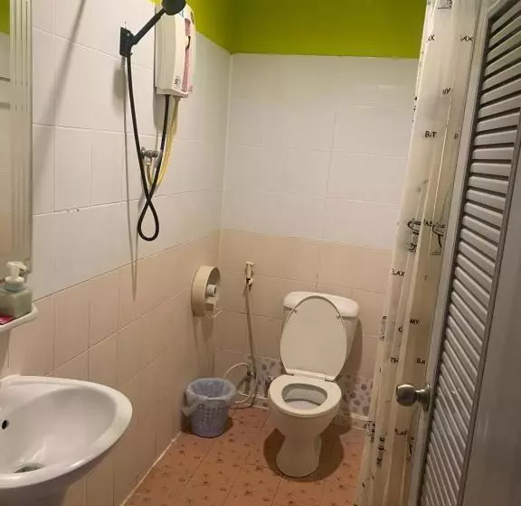スタンダードトリプルルーム, Pak Klong Guest House Room For Rent