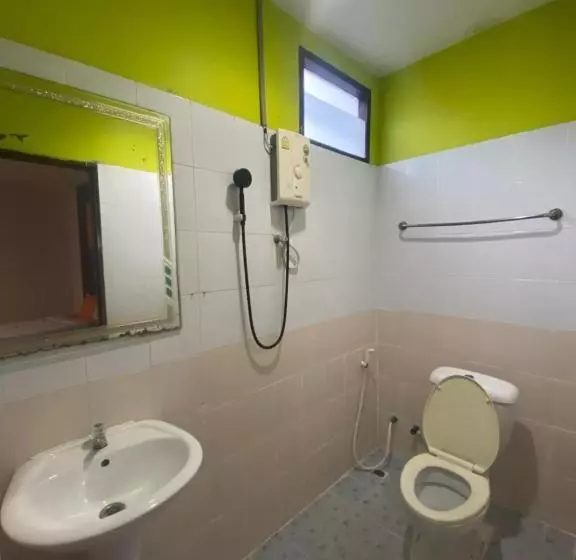 スタンダードルーム, Pak Klong Guest House Room For Rent