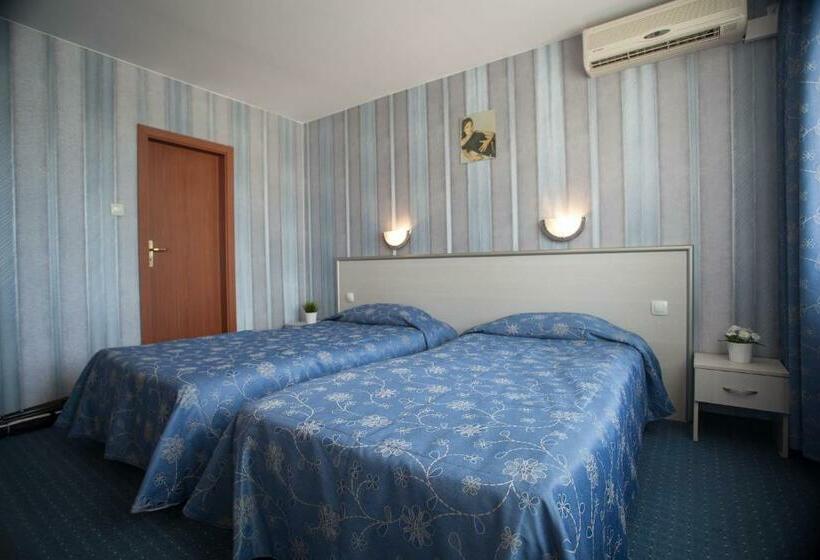 Номер Superior с Балконом, Rahovets