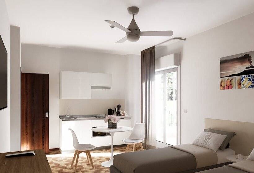 Студио Стандарт с Балконом, Residence Villa Giardini