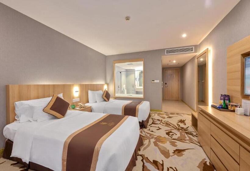 اتاق لوکس, The Reed