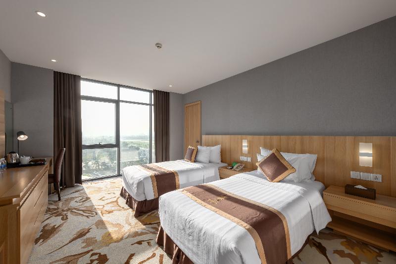 اتاق لوکس, The Reed