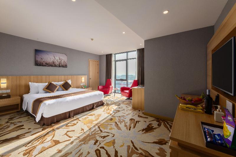 اتاق استاندارد, The Reed