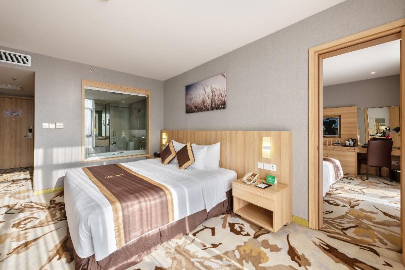 اتاق استاندارد, The Reed