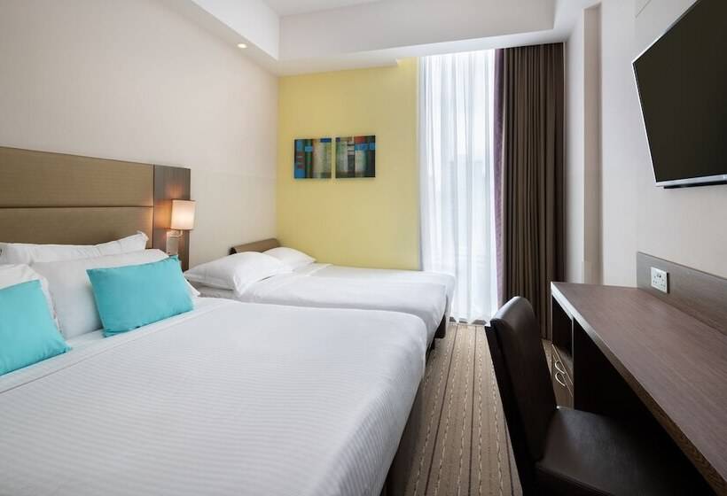 اتاق خانوادگی, Traveltine