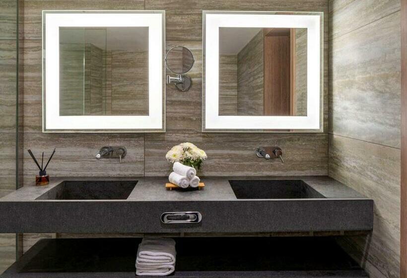 Quarto Superior, Novotel Jeddah Tahlia