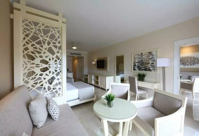 デラックスジュニアスイート, Bahia Principe Explore Legend - All Inclusive