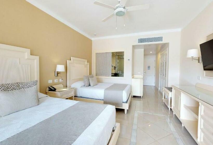 Delüks Junior Süiti, Bahia Principe Fantasia Punta Cana - All Inclusive