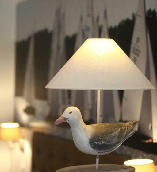 套房侧面可观海景, Victoria Suites