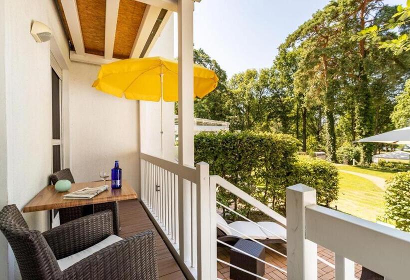 Люкс Боковой Вид на Море, Victoria Suites