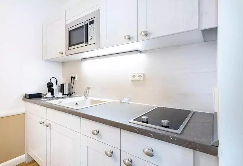 スイート, Victoria Suites