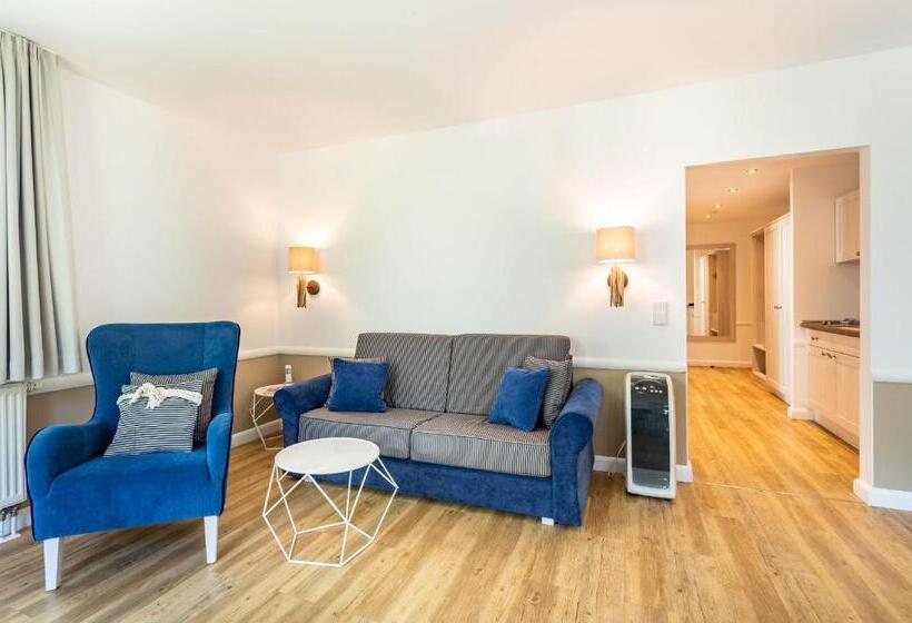 Люкс Боковой Вид на Море, Victoria Suites