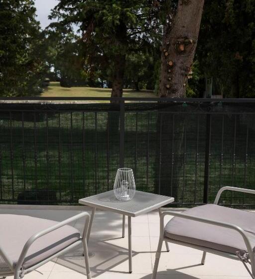 Quarto Estandar com Terraço, Marna Relais