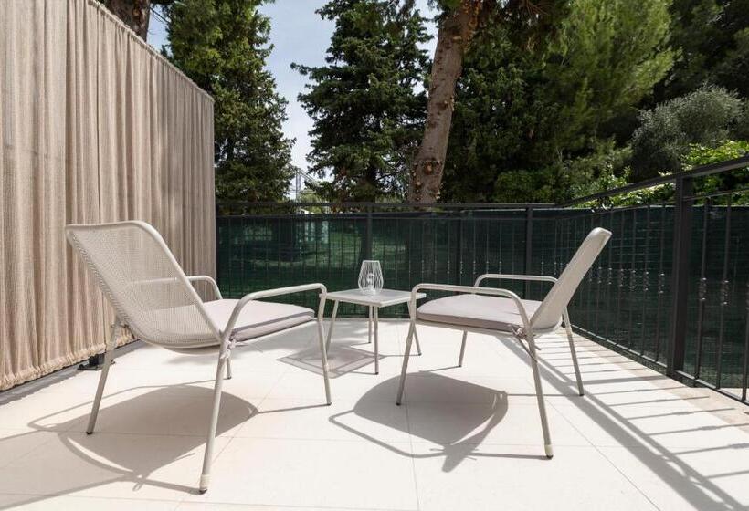 Quarto Estandar com Terraço, Marna Relais