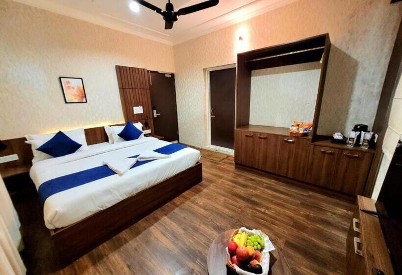 غرفة سوبيريور, Royal Plaza