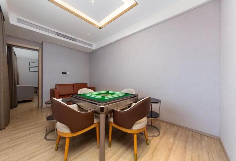 Люкс, 莫林酒店(moning Hotel）