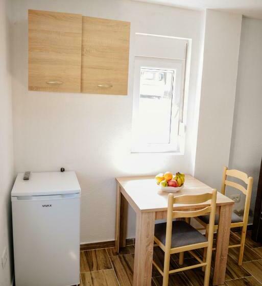 Studio Standard, Premium Apartments