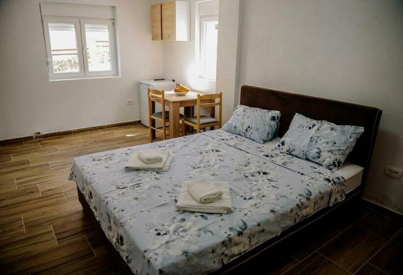 Studio Standard, Premium Apartments