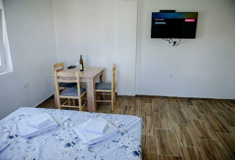 Studio Standard, Premium Apartments