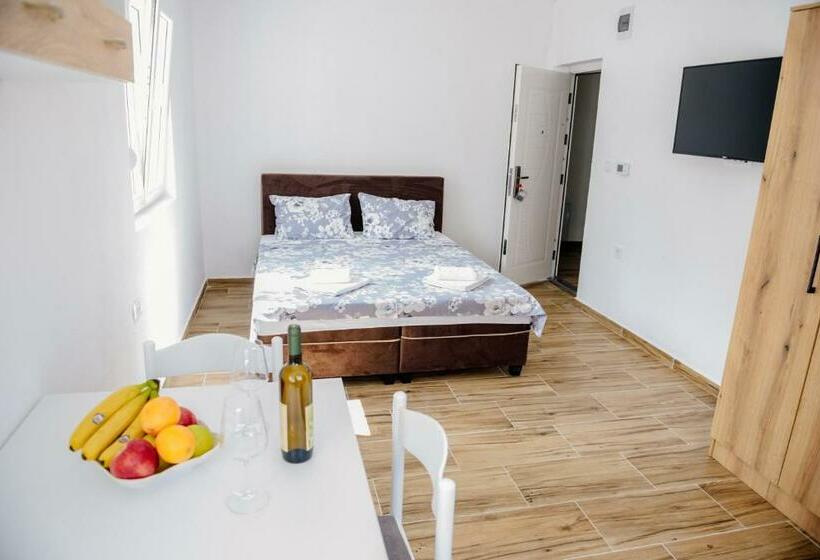 Studio Standard, Premium Apartments