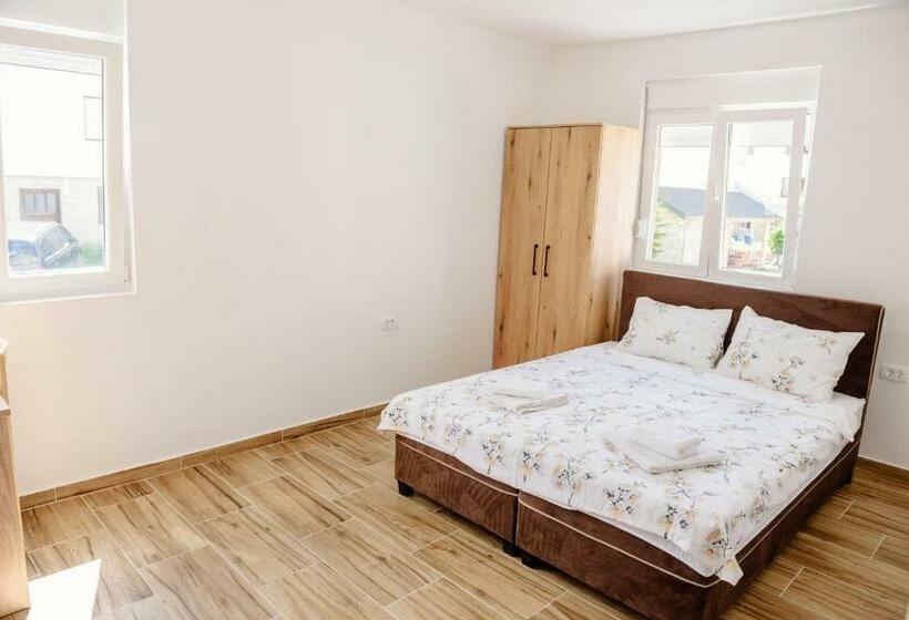 Studio Standard, Premium Apartments