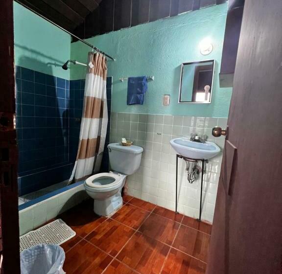 اتاق استاندارد سه نفره, Hanna Resort