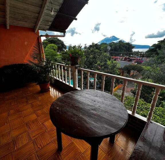 اتاق استاندارد سه نفره, Hanna Resort