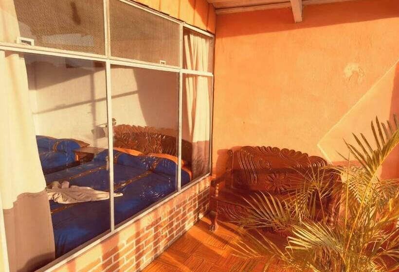 اتاق خانوادگی, Hanna Resort