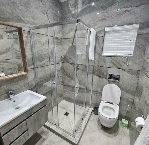 Апартаменты 2 Спальни, Casa De Luxe