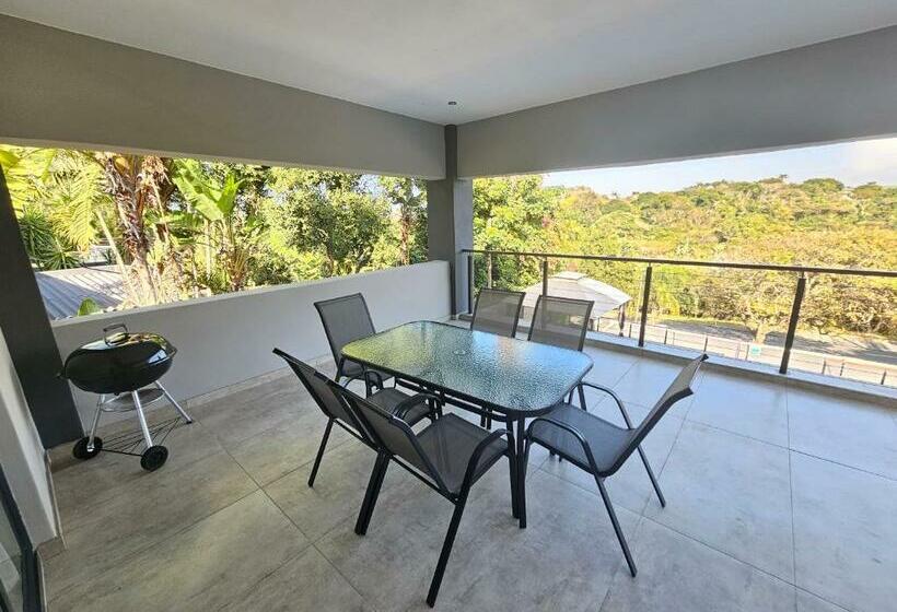 דירת שני חדרים, Casa De Luxe