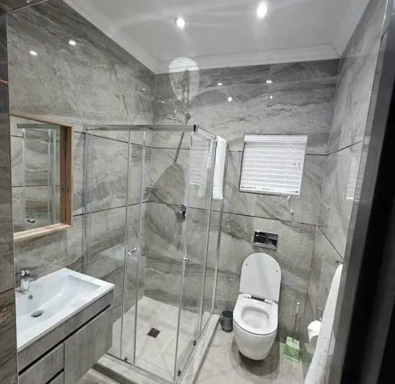 Huoneisto 2 Makuuhuonetta, Casa De Luxe