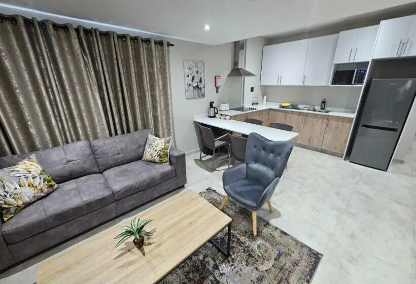 Huoneisto 2 Makuuhuonetta, Casa De Luxe