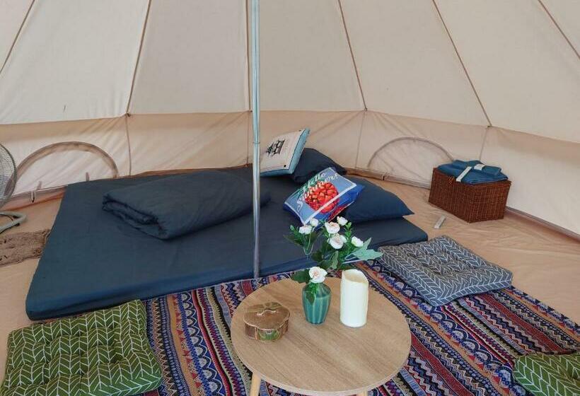 چادر با خدمات رفاهی استاندارد, Viewest Glamping Dong Mo