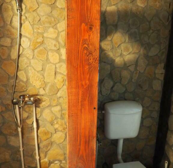 침실 2개 아파트, Conacul Muzeul Pietrei