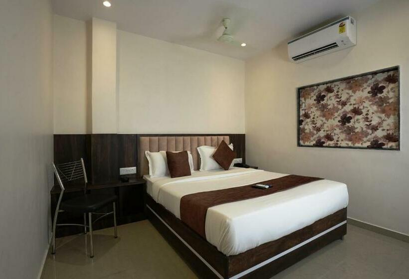 Номер Deluxe, Megh Inn