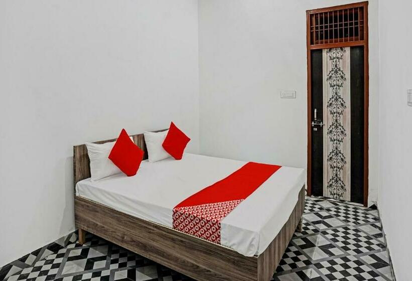 חדר קלאסי לשלושה, Oyo Flagship Sparrow House Residency