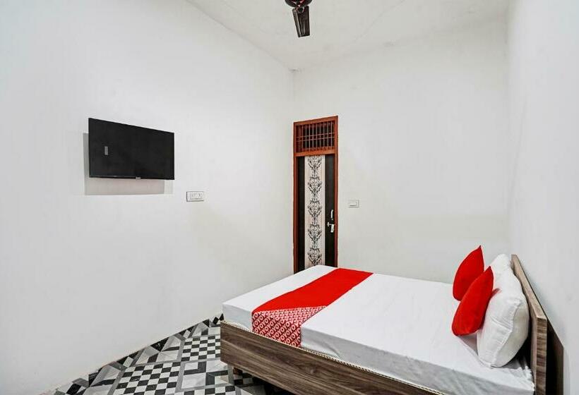 חדר קלאסי לשלושה, Oyo Flagship Sparrow House Residency