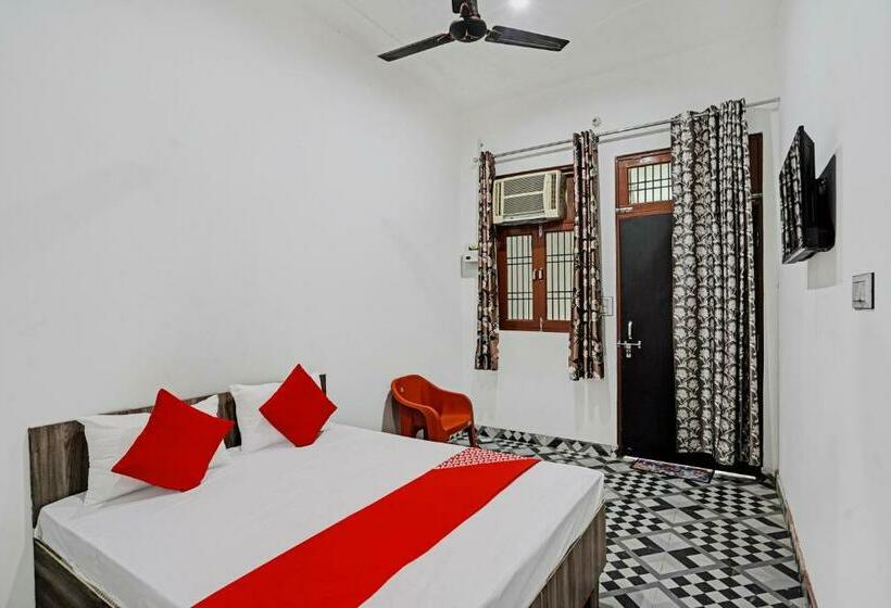 חדר קלאסי לשלושה, Oyo Flagship Sparrow House Residency