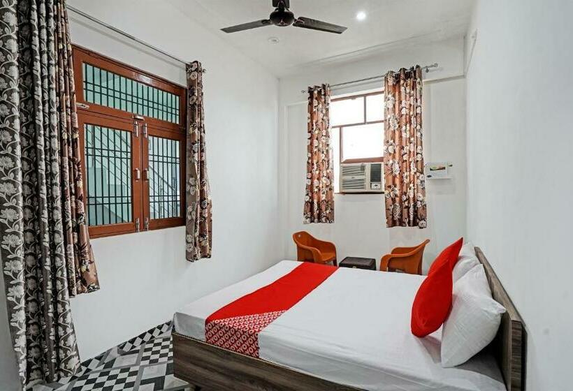 חדר קלאסי לשלושה, Oyo Flagship Sparrow House Residency