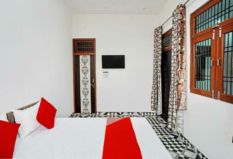 חדר קלאסי לשלושה, Oyo Flagship Sparrow House Residency