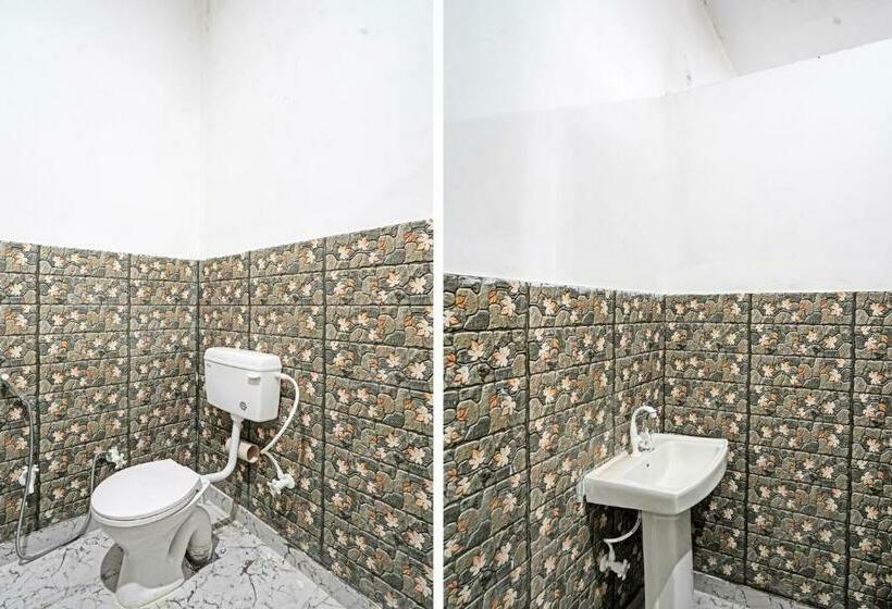 חדר קלאסי לשלושה, Oyo Flagship Sparrow House Residency