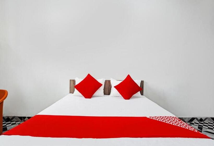 חדר קלאסי לשלושה, Oyo Flagship Sparrow House Residency