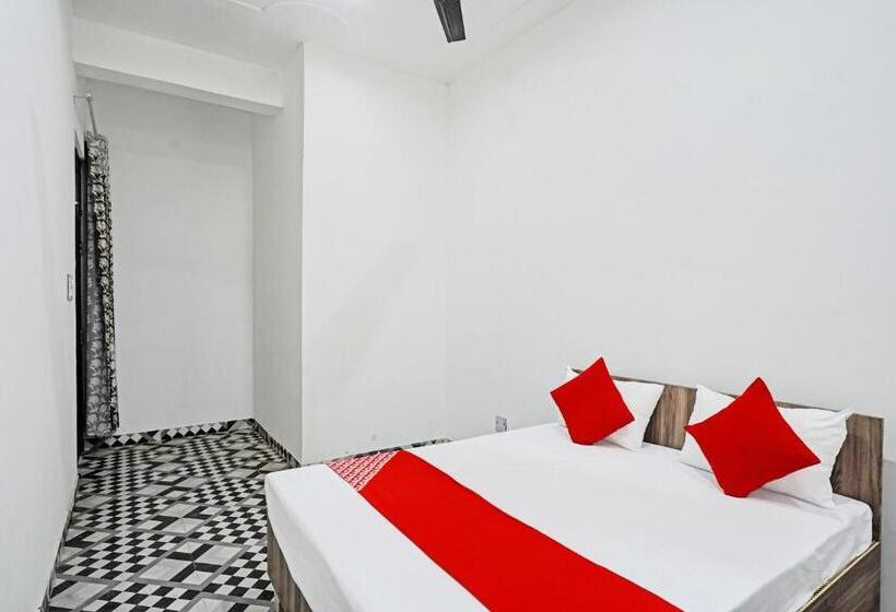 חדר קלאסי לשלושה, Oyo Flagship Sparrow House Residency