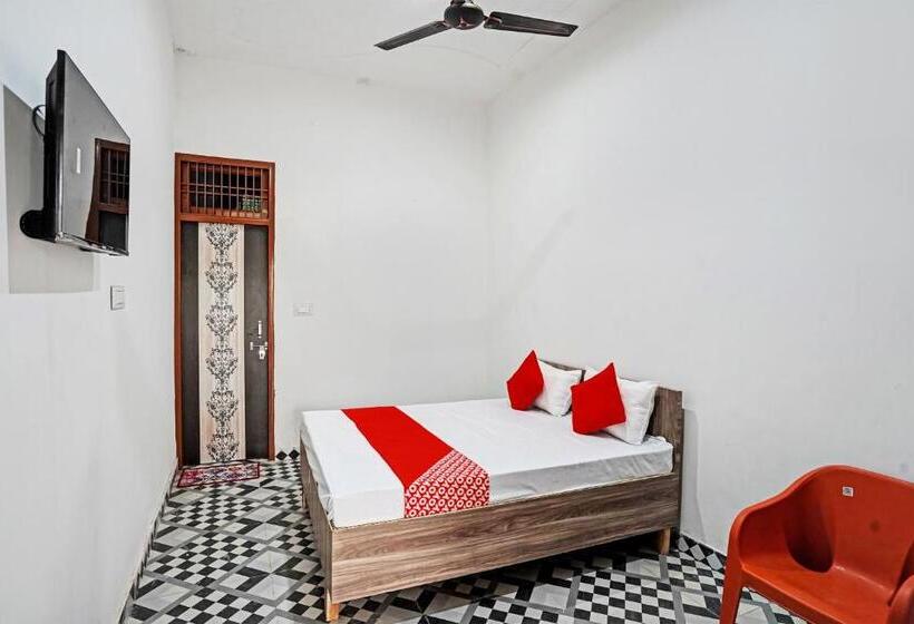 חדר קלאסי לשלושה, Oyo Flagship Sparrow House Residency