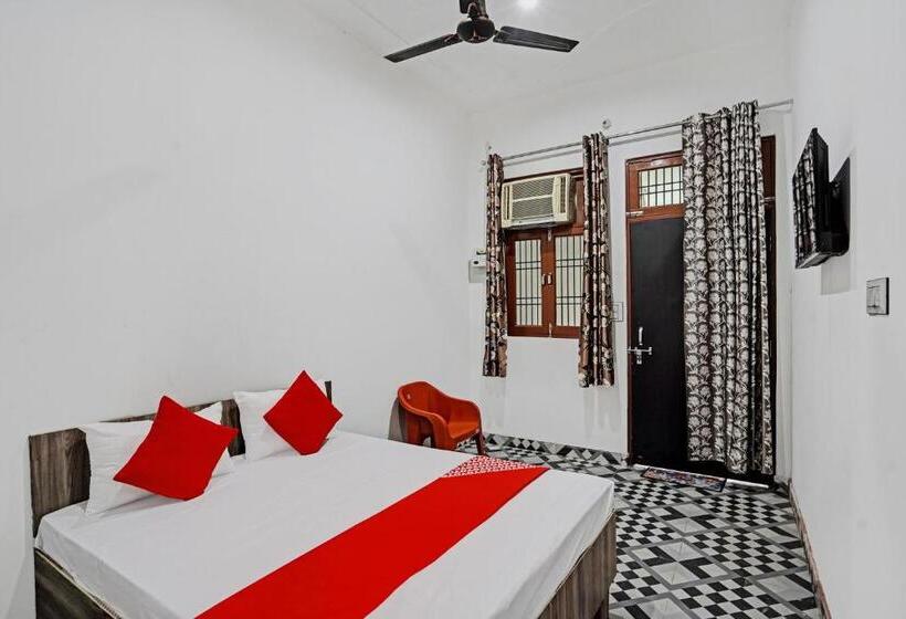 חדר קלאסי לשלושה, Oyo Flagship Sparrow House Residency